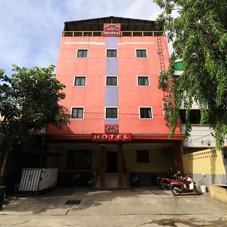 Ams Hotel Koja Джакарта Экстерьер фото