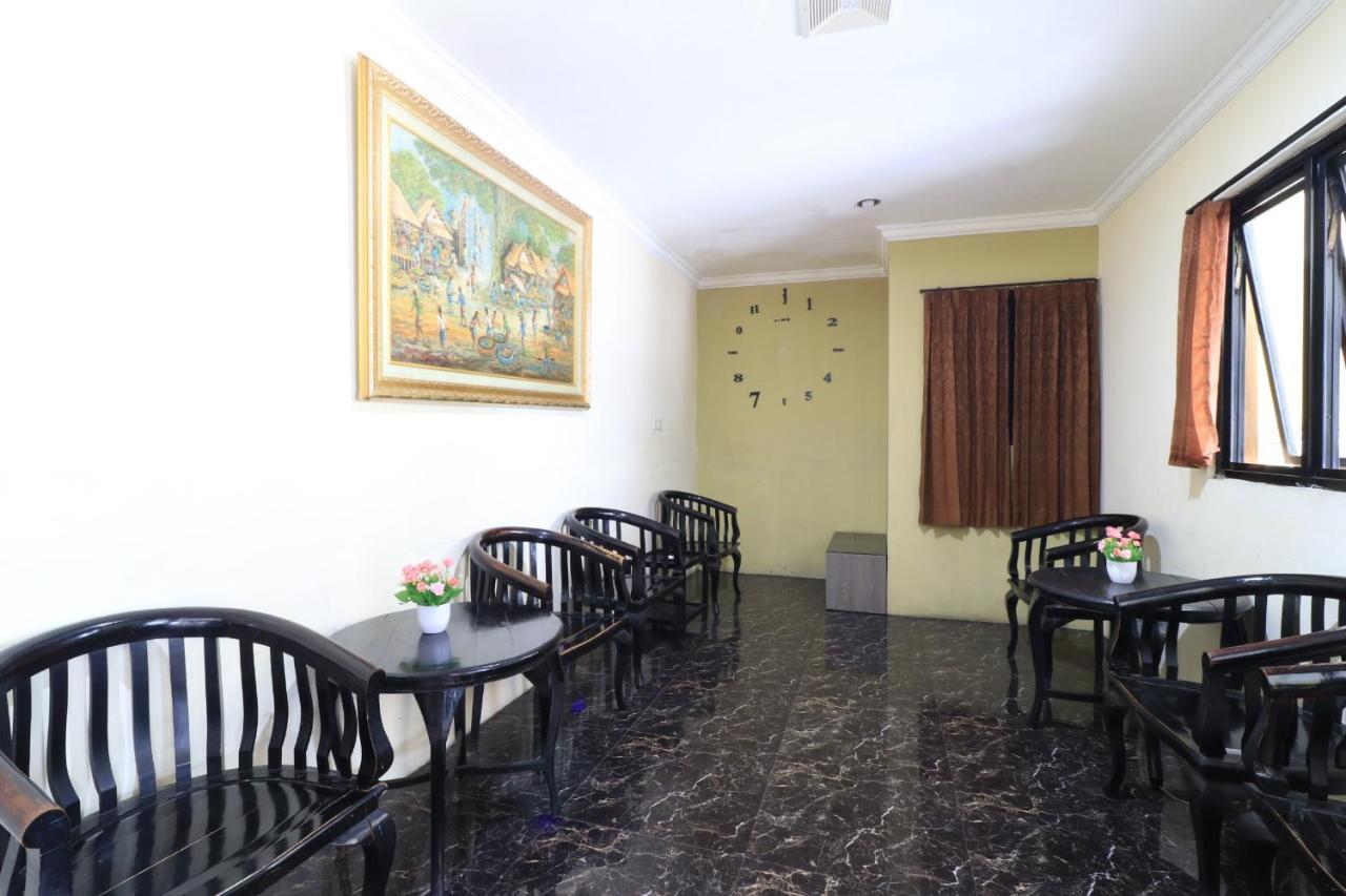 Ams Hotel Koja Джакарта Экстерьер фото